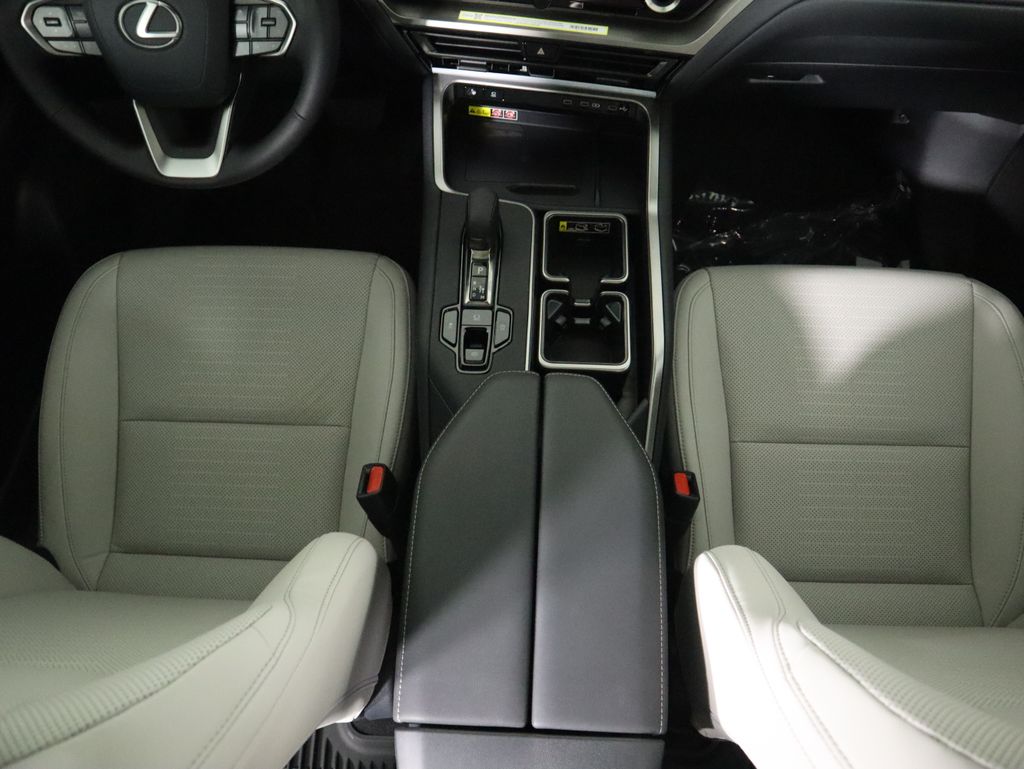 Thumbnail: 2025 Lexus TX - 17