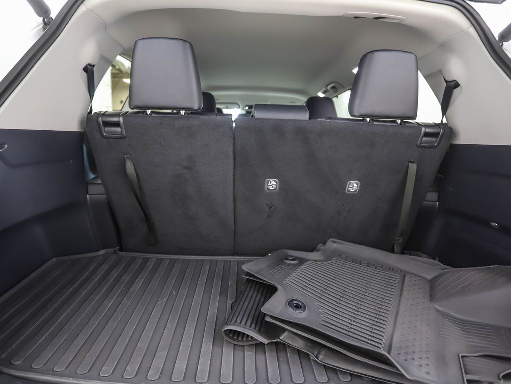 Thumbnail: 2024 Toyota Grand Highlander - 24