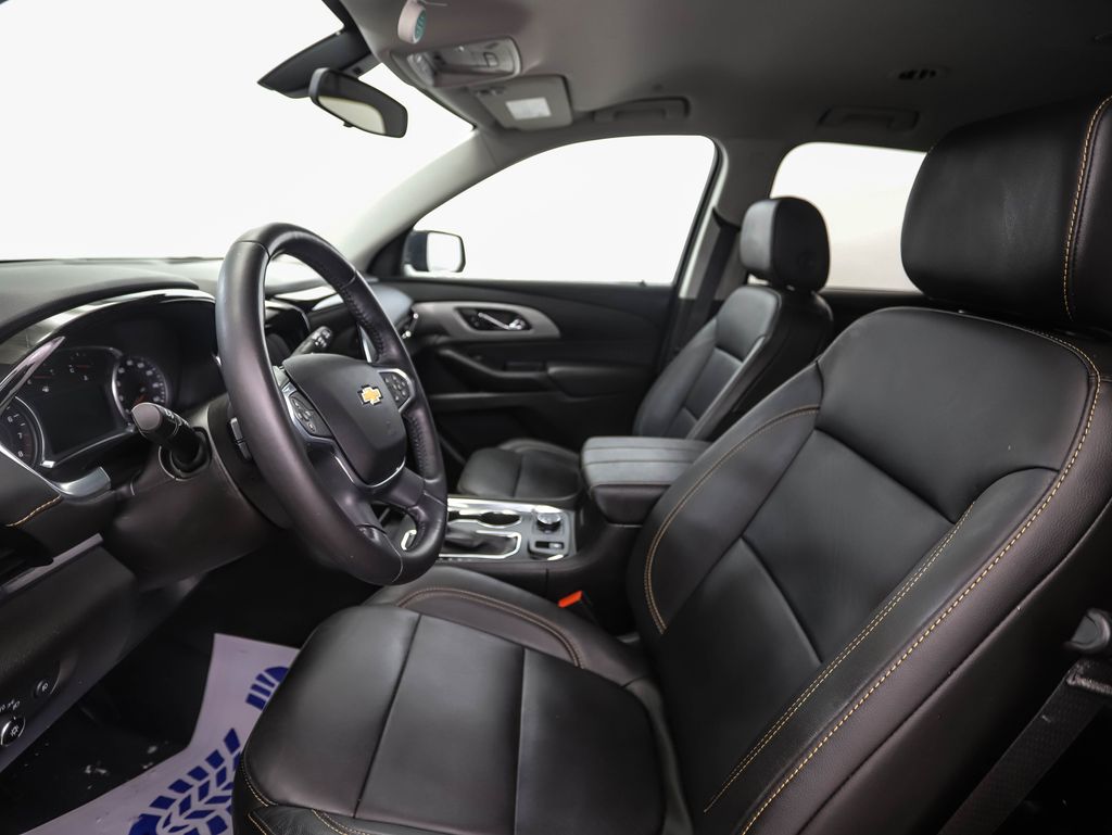 Thumbnail: 2021 Chevrolet Traverse - 11