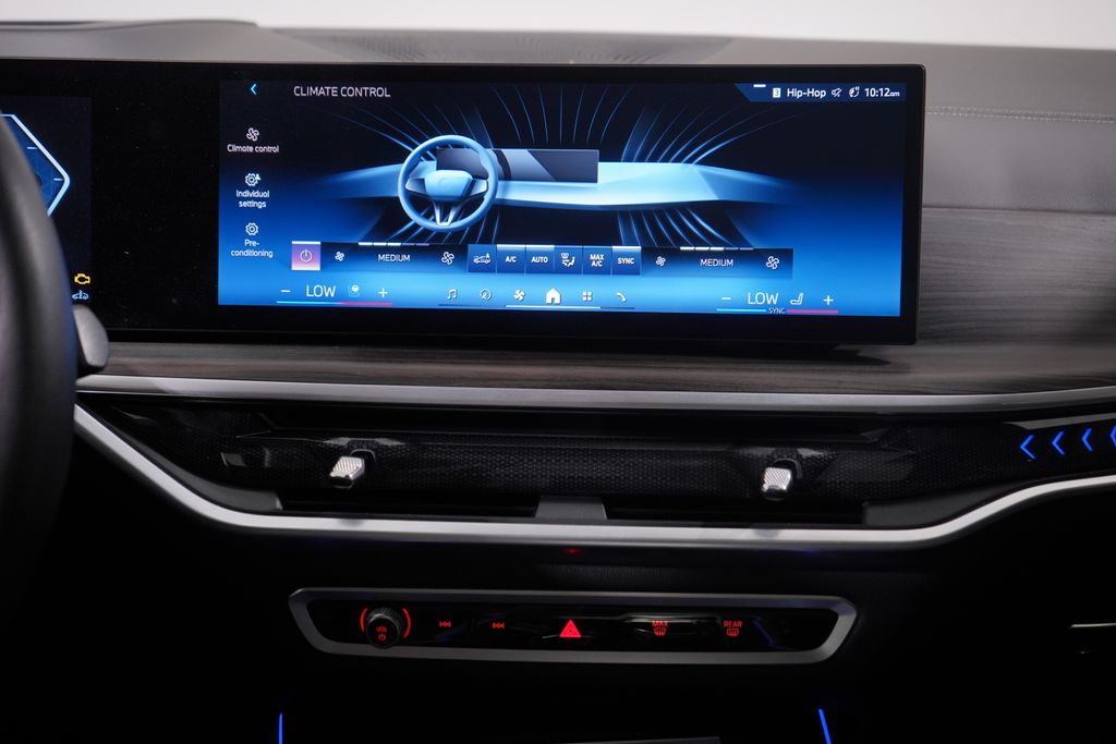 Thumbnail: 2024 BMW X5 - 13