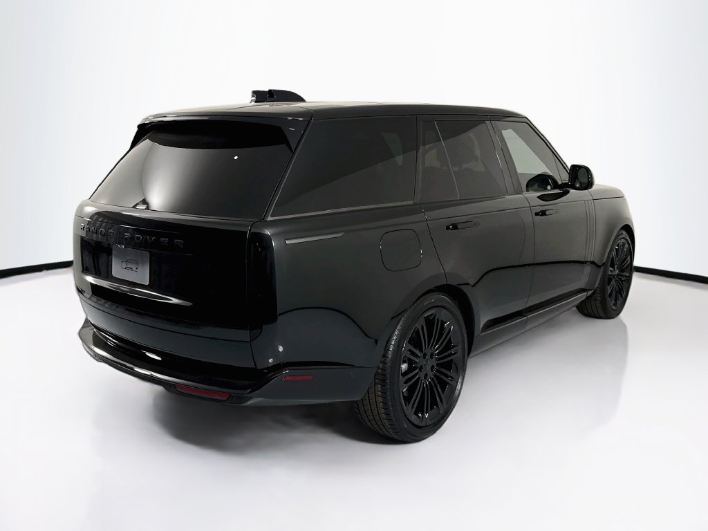 Thumbnail: 2026 Land Rover Range Rover - 5