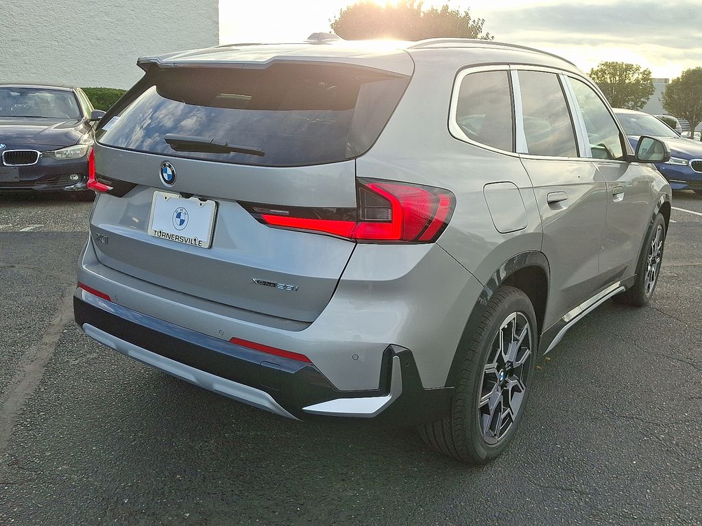 Thumbnail: 2025 BMW X1 - 4