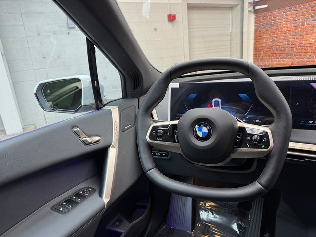 New 2026 White BMW xDrive60 image 13