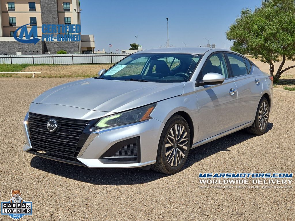2023 Nissan Altima 2.5 SV FWD