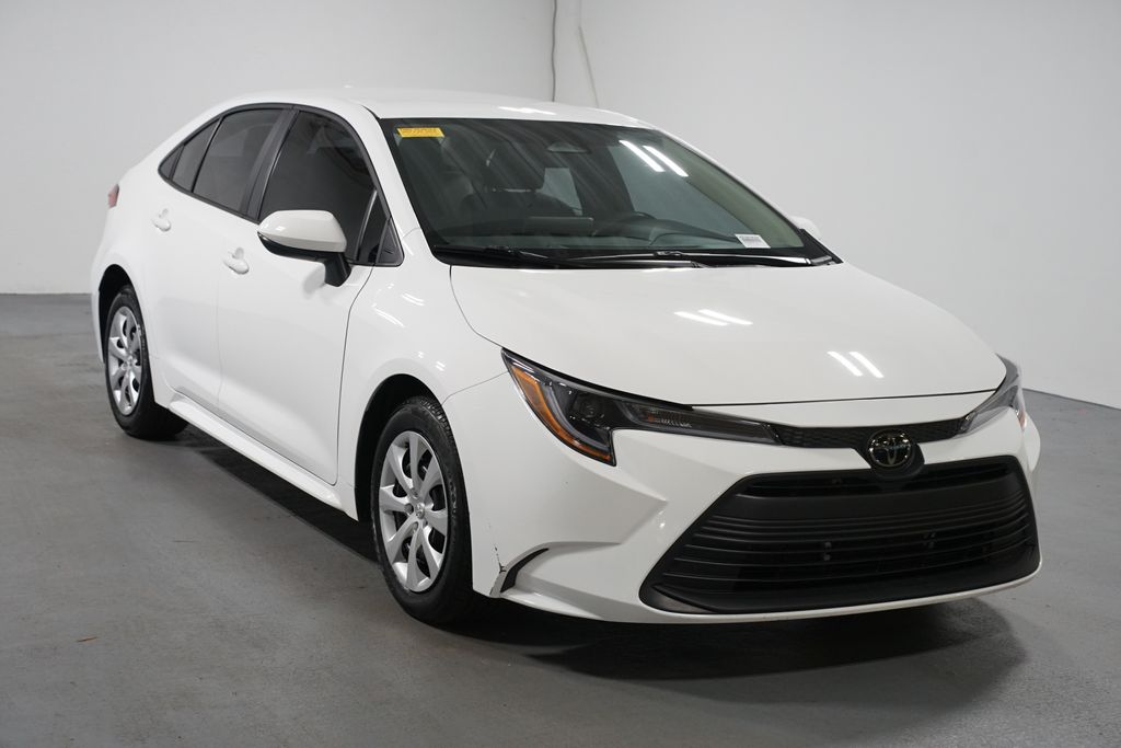 Thumbnail: 2025 Toyota Corolla - 3