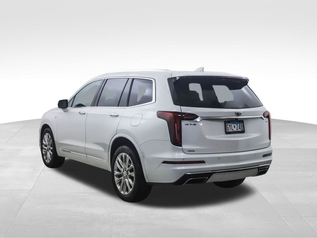2021 Cadillac XT6 Premium Luxury 3