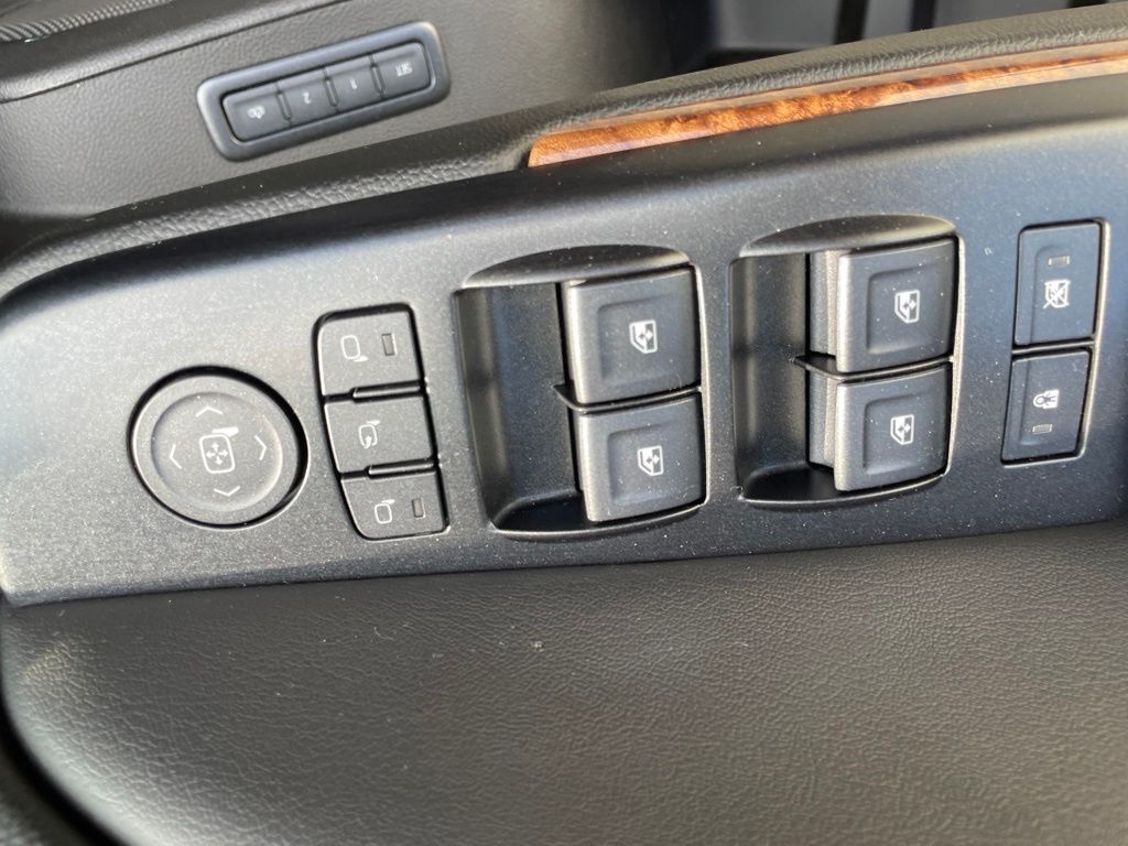 Used Car 2019 Chevrolet Tahoe  Premier For Sale Under $35,000 In Georgetown, Texas