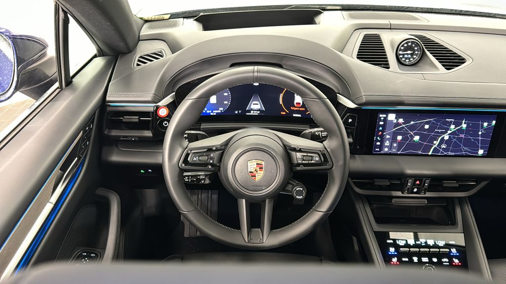 2024 Porsche Macan T 16