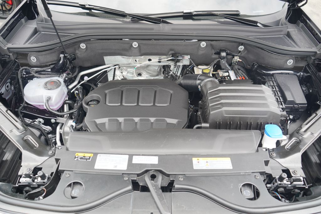 Thumbnail: 2025 Volkswagen Atlas - 12