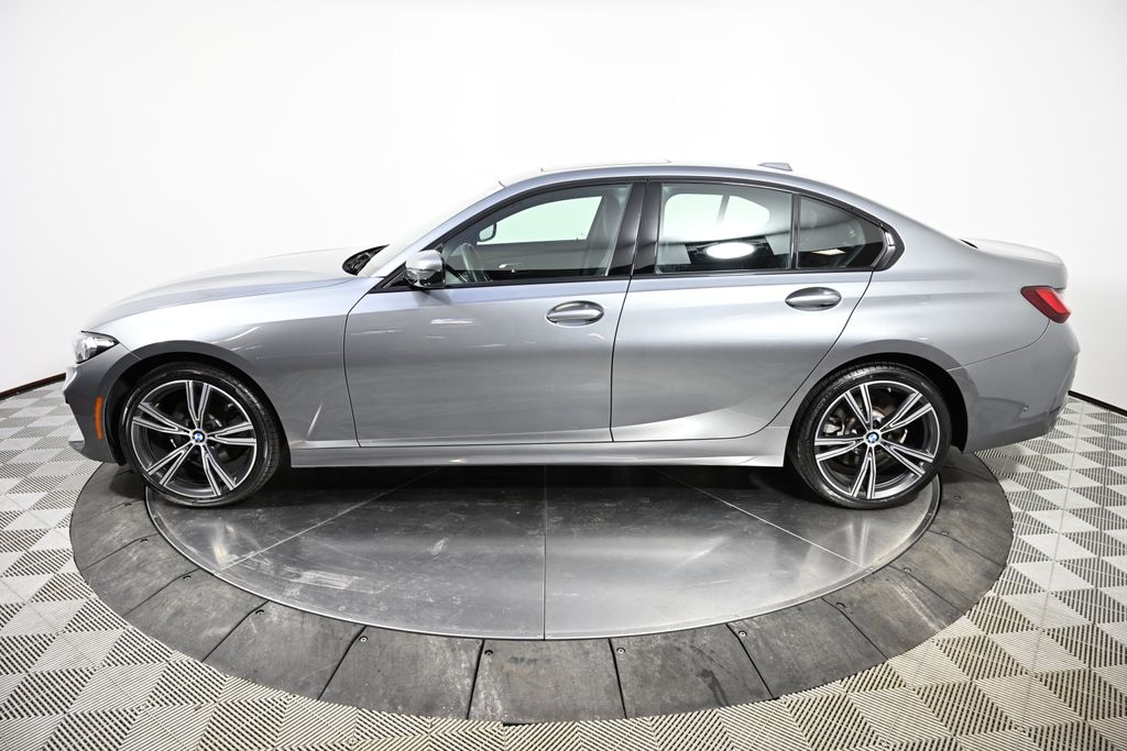 2023 BMW 3 Series 330i xDrive 2