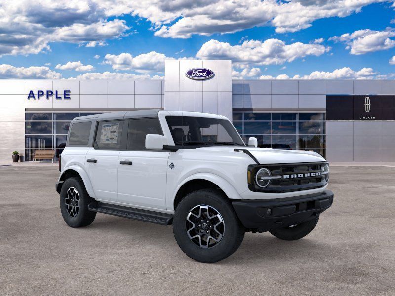 2026 Ford Bronco Outer Banks
