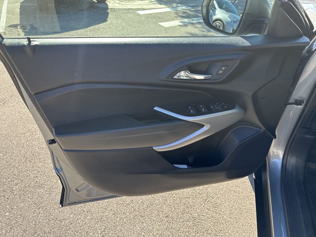 Used Car 2024 Chevrolet Trax  Ls For Sale Under $25,000 In Austin, Texas