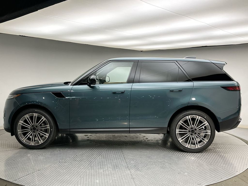 Thumbnail: 2026 Land Rover Range Rover Sport - 10
