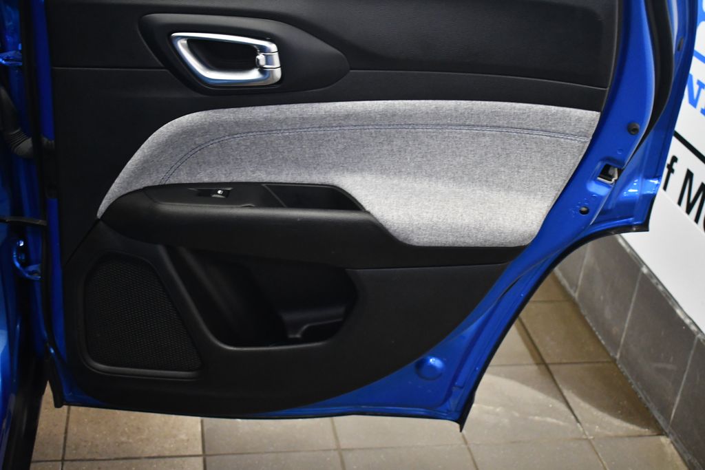 Thumbnail: 2024 Jeep Compass - 27