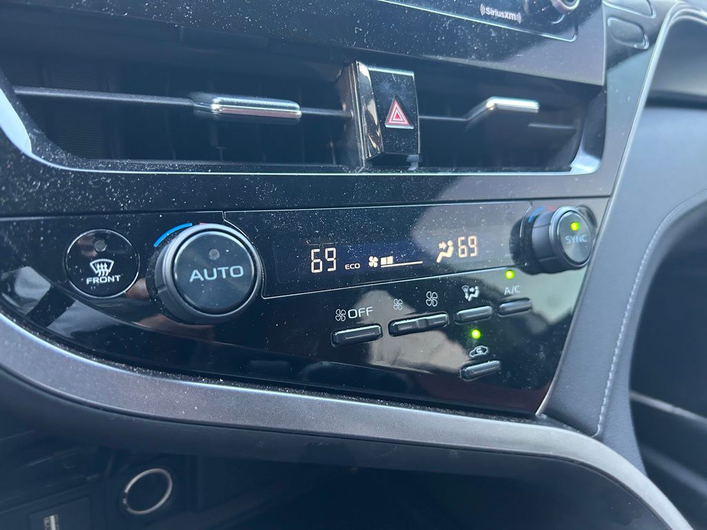 2023 Toyota Camry LE 19