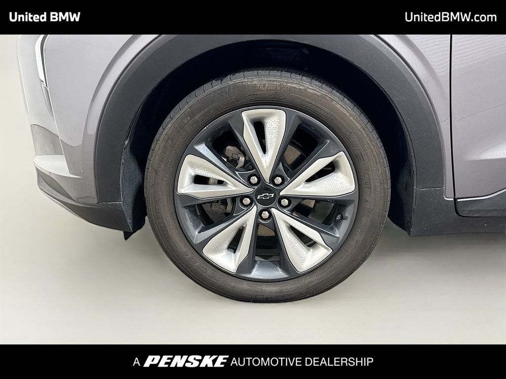 Thumbnail: 2023 Chevrolet Bolt EV - 2