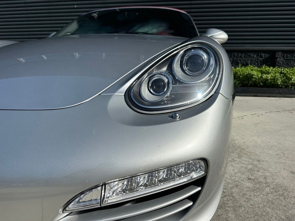 Thumbnail: 2011 Porsche Boxster - 9