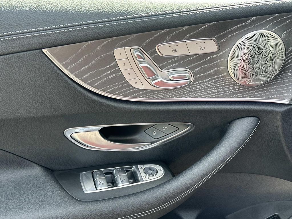 Thumbnail: 2022 Mercedes-Benz E-Class - 30