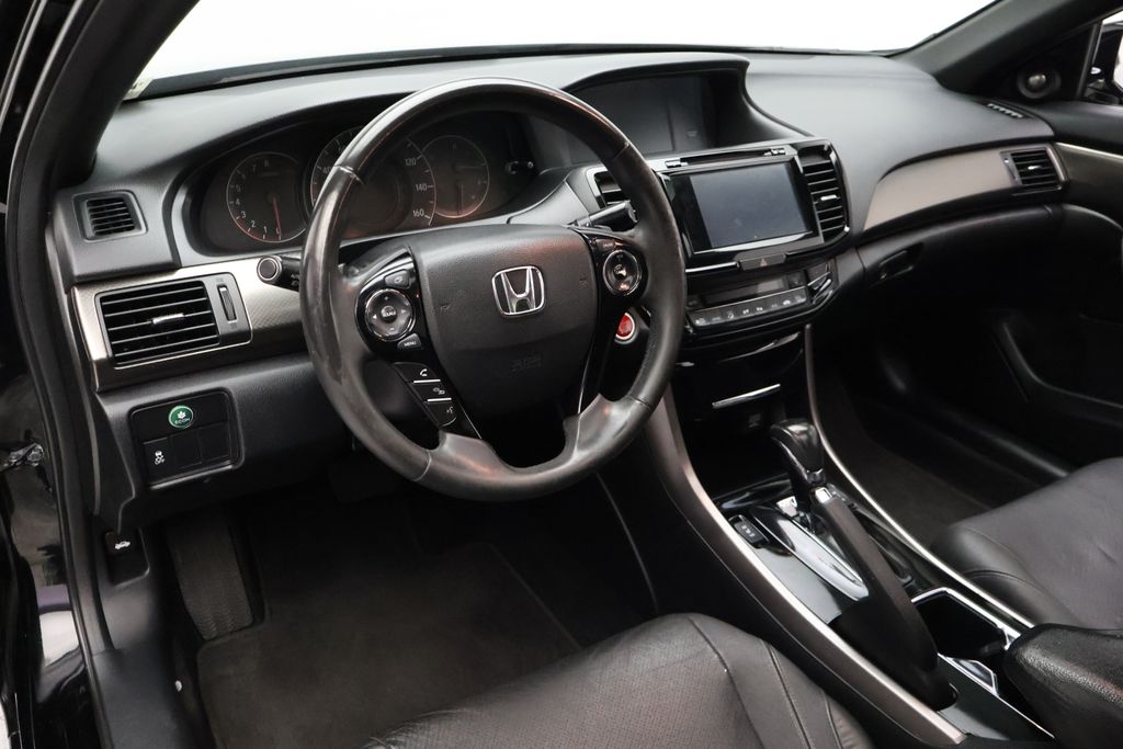 Thumbnail: 2017 Honda Accord - 15