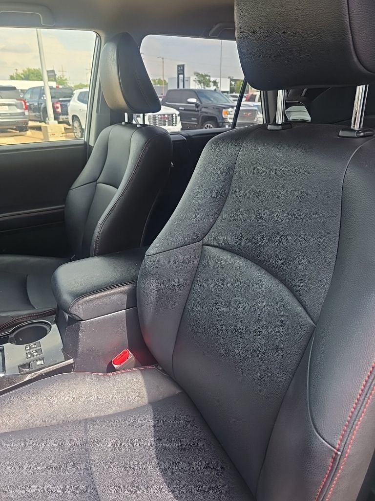 2015 Toyota 4Runner TRD Pro - 0