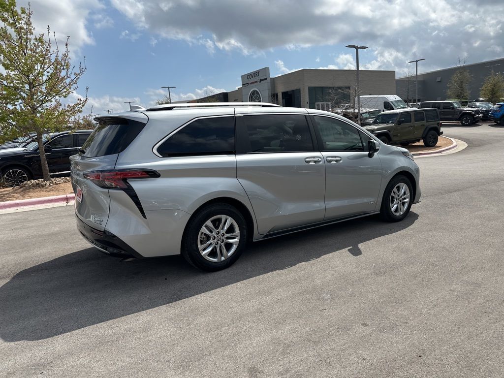 Used Car 2021 Toyota Sienna  For Sale Under $35,000 In Austin, Texas