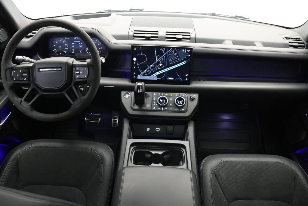 Thumbnail: 2022 Land Rover Defender - 16