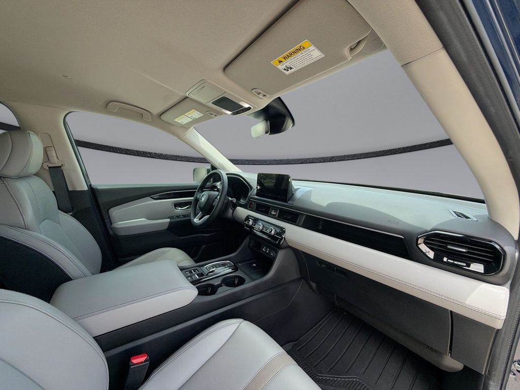 Thumbnail: 2024 Honda Pilot - 15