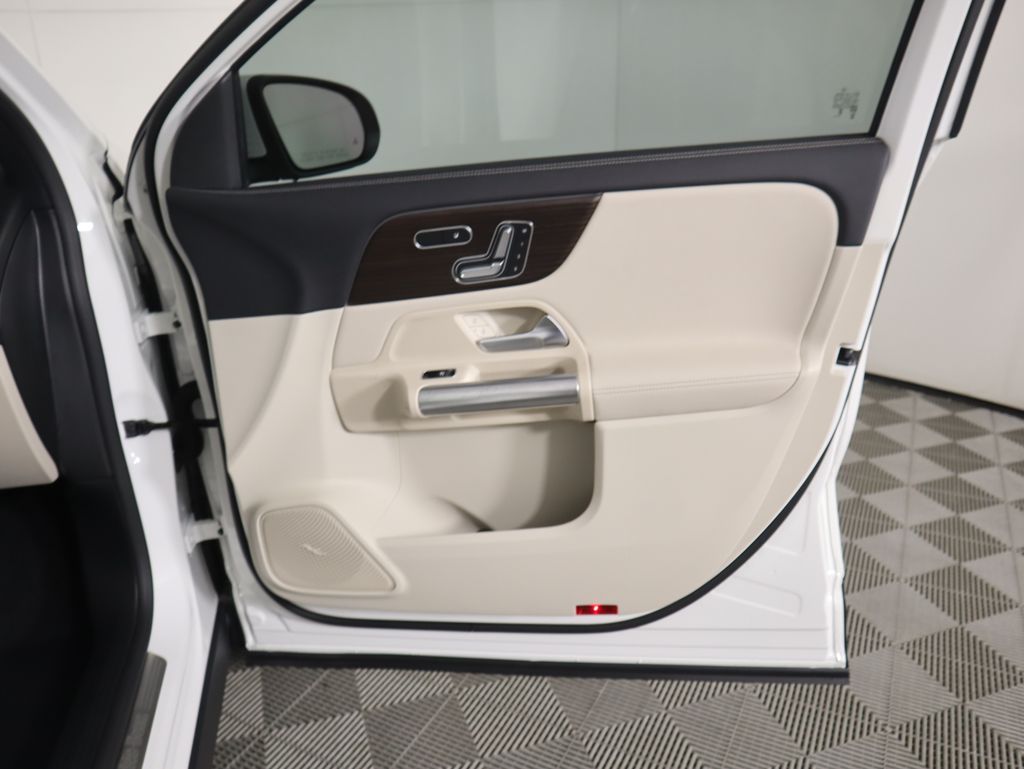 Thumbnail: 2026 Mercedes-Benz GLA - 26