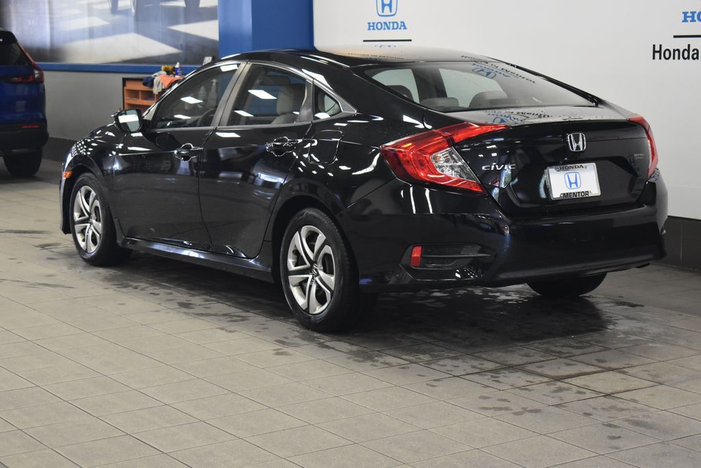 Thumbnail: 2016 Honda Civic - 5
