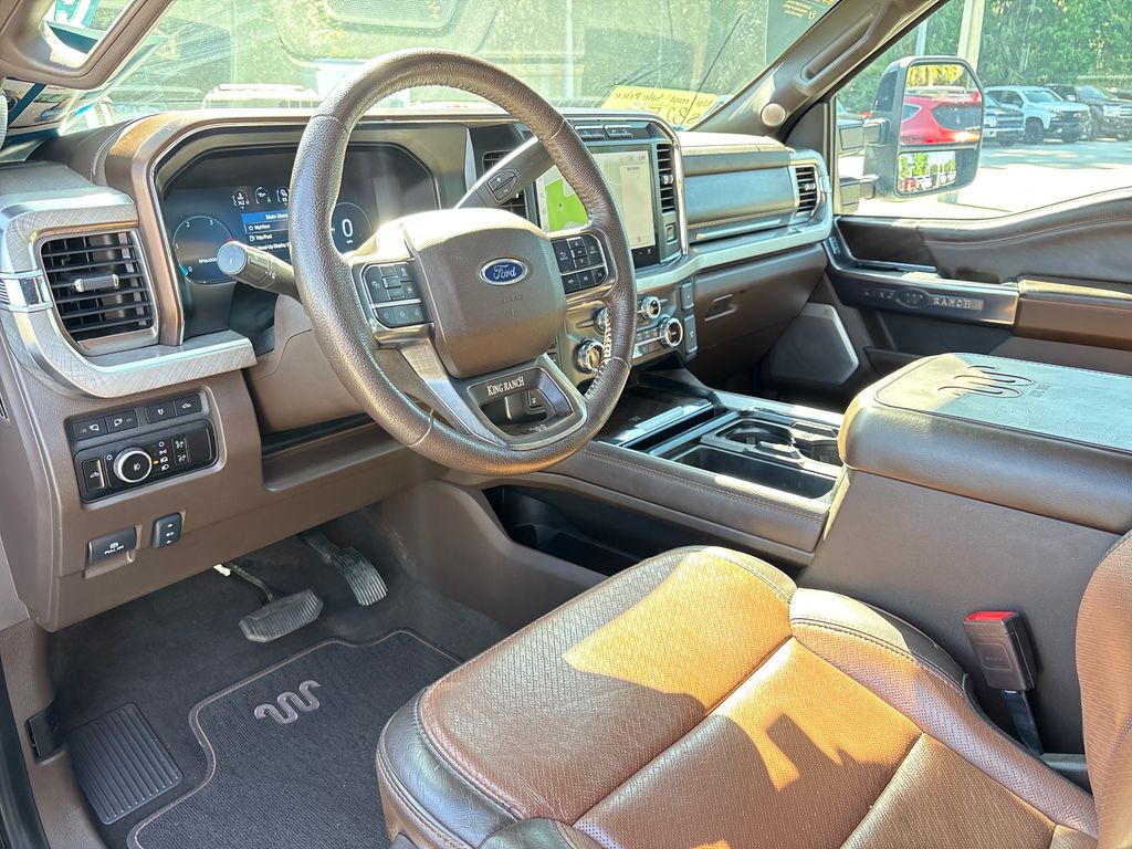 Certified Used 2023  Ford King Ranch image 6