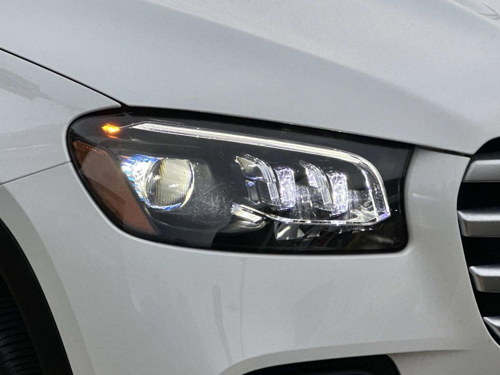 Thumbnail: 2024 Mercedes-Benz GLS - 4