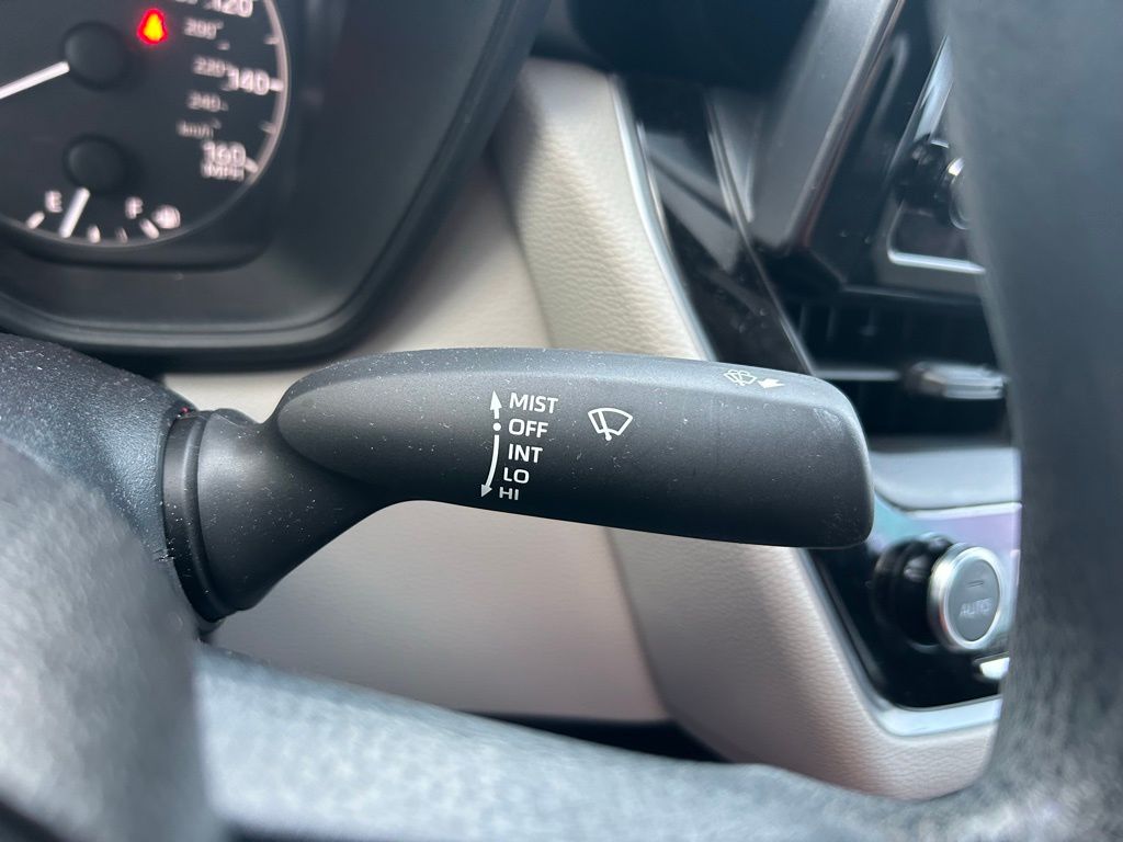 Thumbnail: 2023 Toyota Corolla - 20