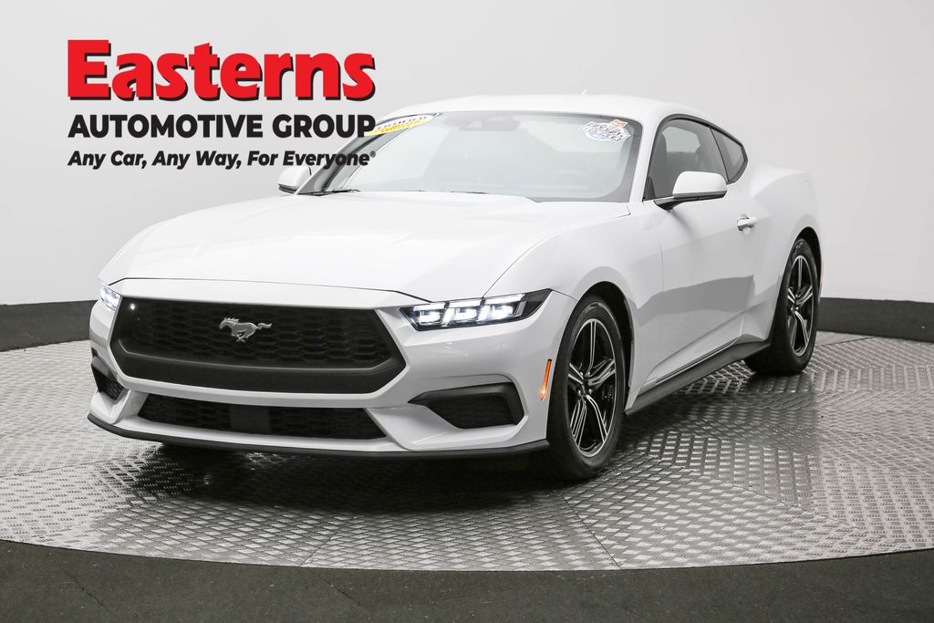 2025 Ford Mustang EcoBoost Fastback RWD
