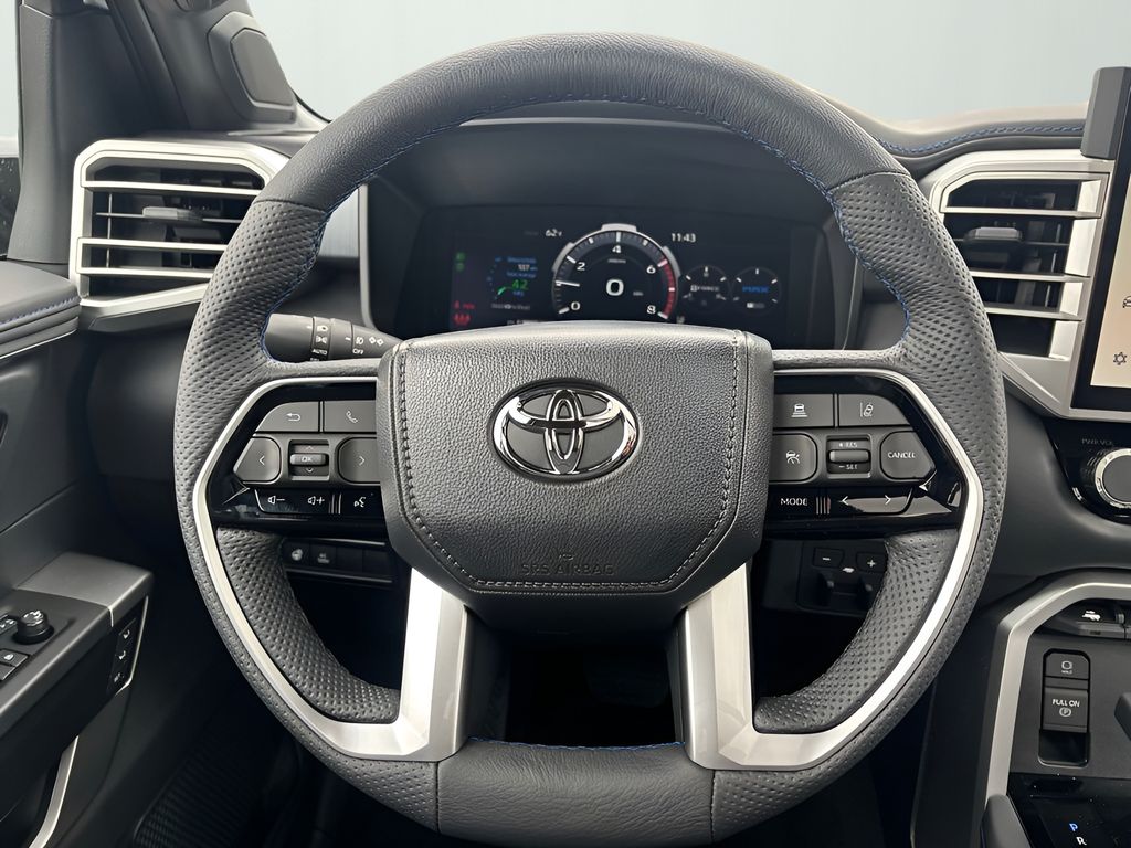 2025 Toyota Tundra CrewMax Platinum photo 13