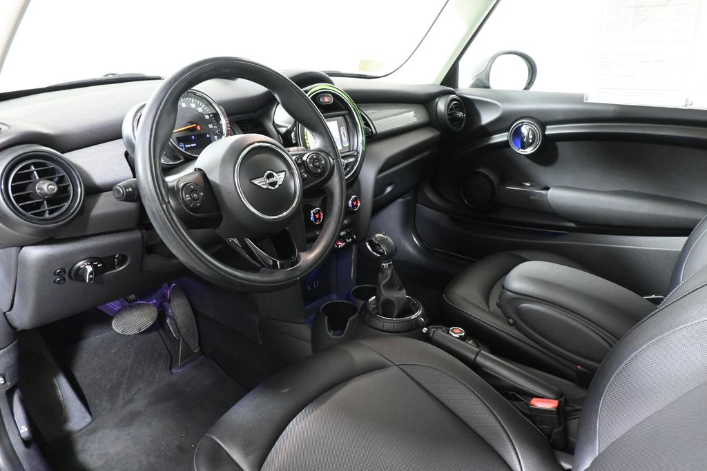 Thumbnail: 2016 MINI Cooper - 15