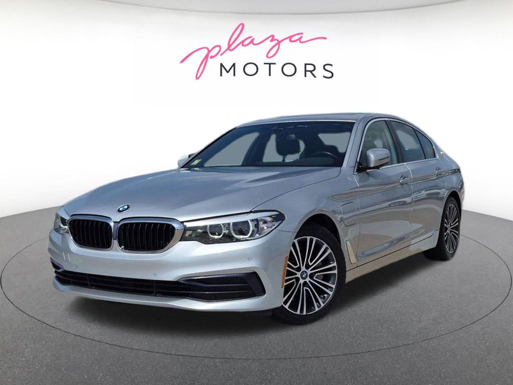 Glacier Silver Metallic 2019 BMW 5 Series 530e xDrive iPerformance Sedan AWD Sedan All-Wheel Drive 8-Speed Automatic