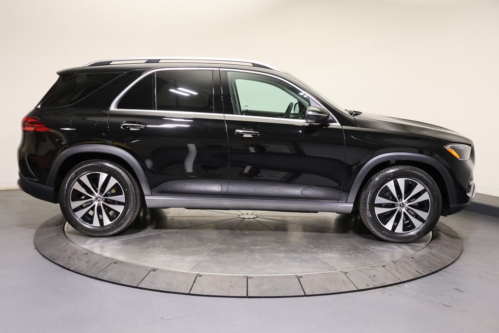 Thumbnail: 2026 Mercedes-Benz GLE - 8
