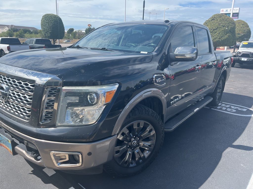 Thumbnail: 2017 Nissan Titan - 6