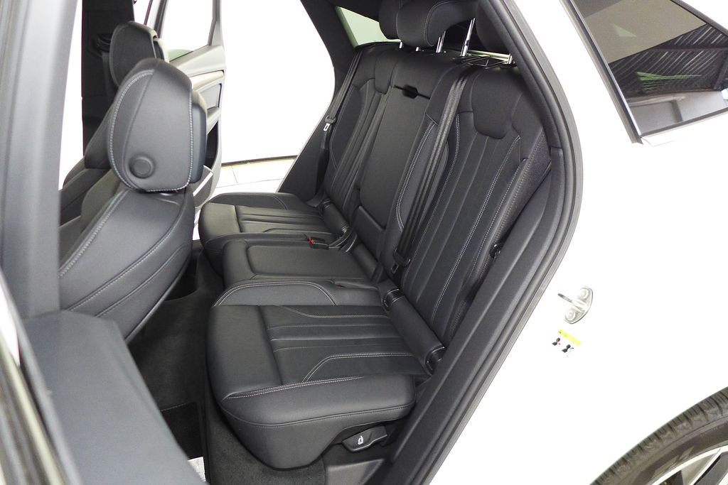 Thumbnail: 2023 Audi Q5 - 21