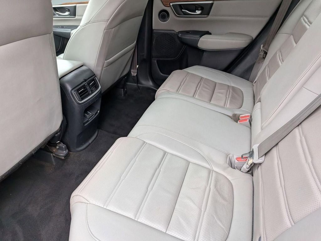 2022 Honda CR-V Touring - Photo 25