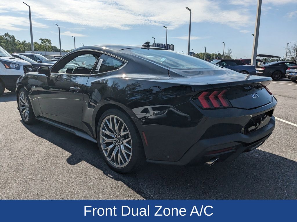 2025 Ford Mustang GT Premium Fastback