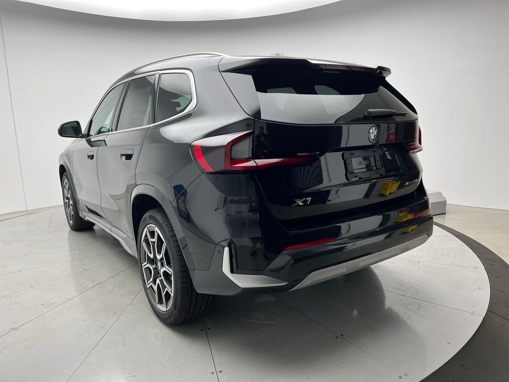 Thumbnail: 2026 BMW X1 - 4