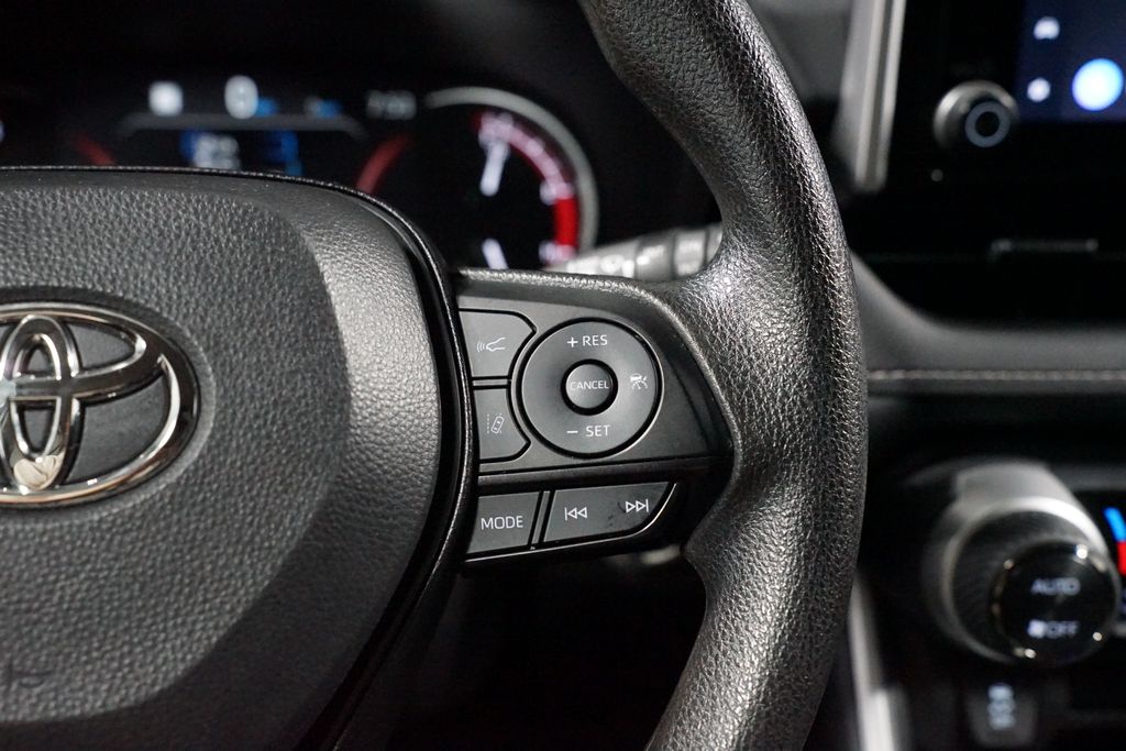 Thumbnail: 2025 Toyota RAV4 - 13
