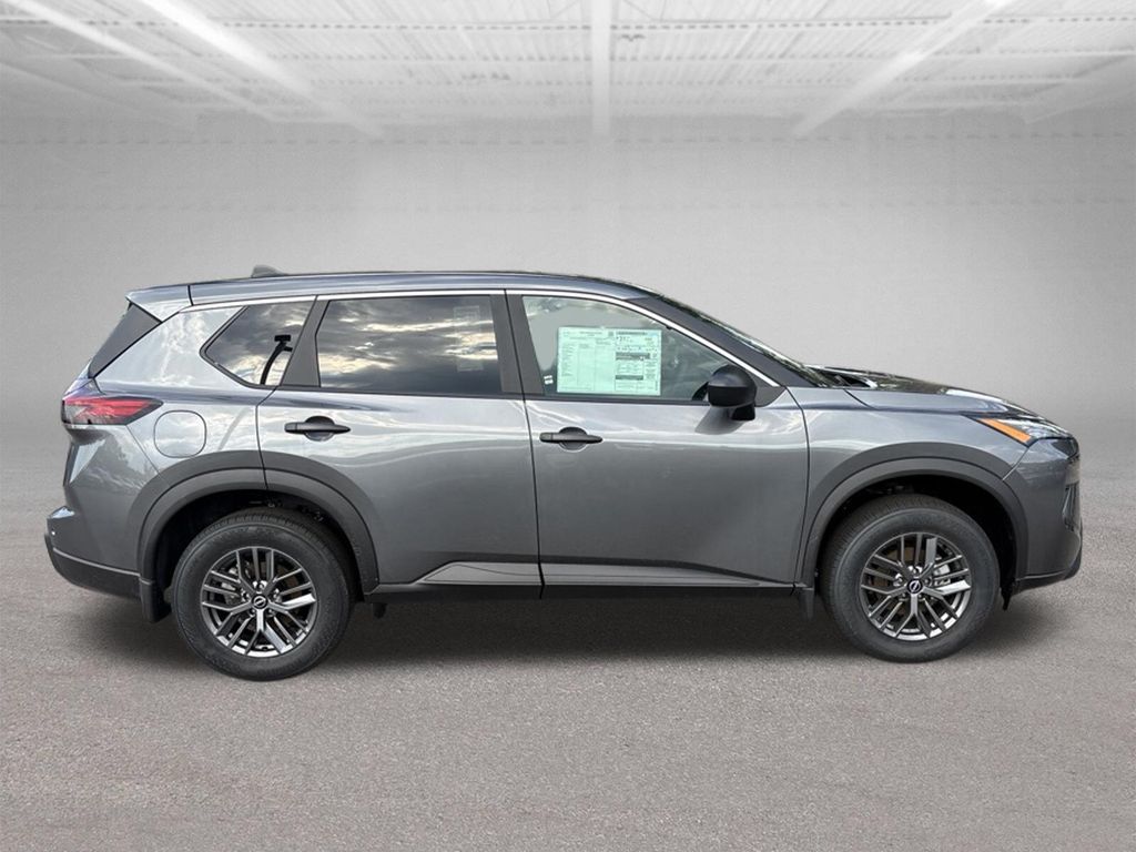 New 2026 Gray Nissan S image 5