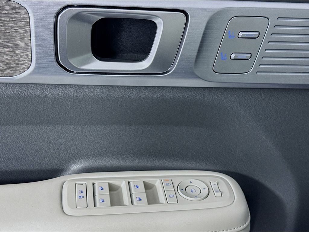 Used Car 2025 Hyundai Santa Fe  Calligraphy For Sale Under $40,000 In Austin, Texas