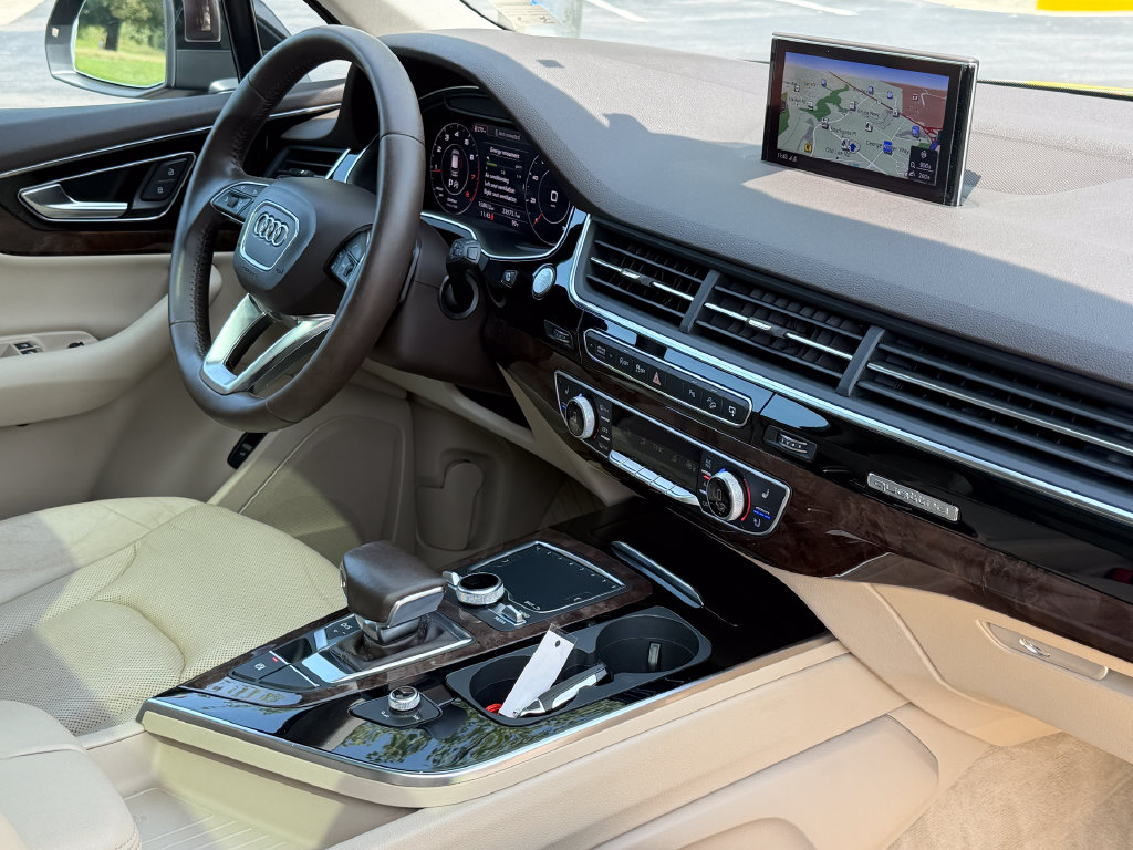Thumbnail: 2017 Audi Q7 - 8