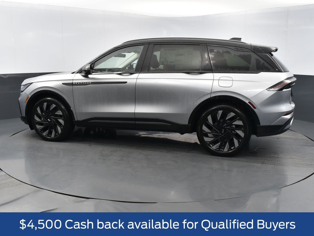 View vehicle photo 2