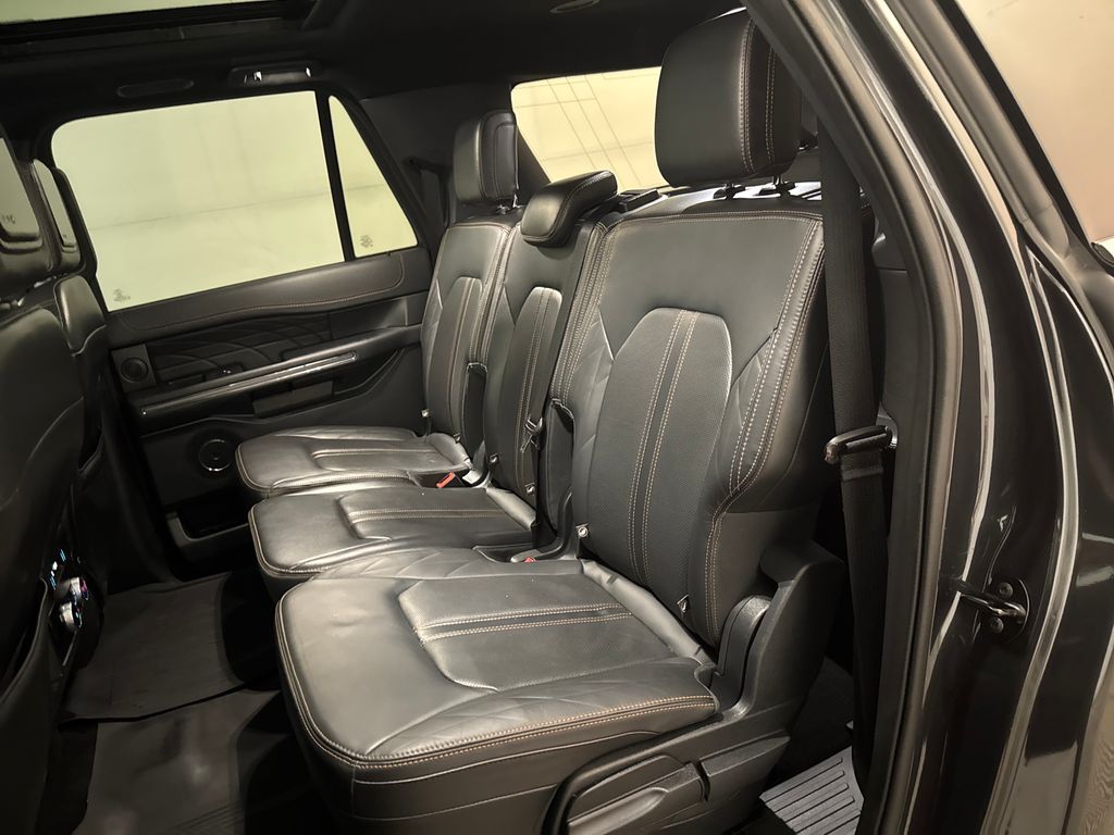 2023 Dark Matter Metallic Ford Expedition Max Platinum 4X4 SUV