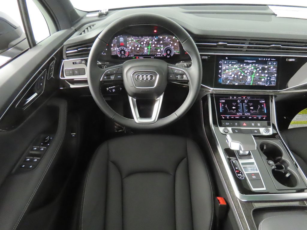 Thumbnail: 2026 Audi Q7 - 13