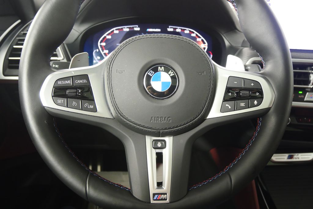 Thumbnail: 2025 BMW X4 - 22